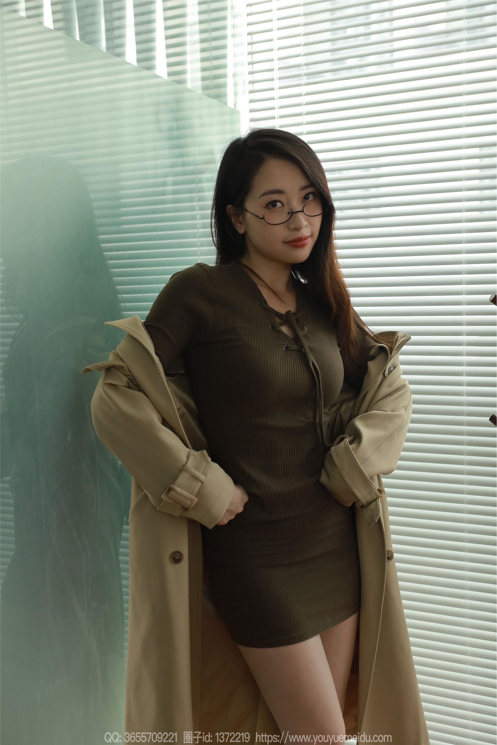 IESS异思趣向  2024.03.27 丝享家 1700 小婕《包臀肉丝（下）》